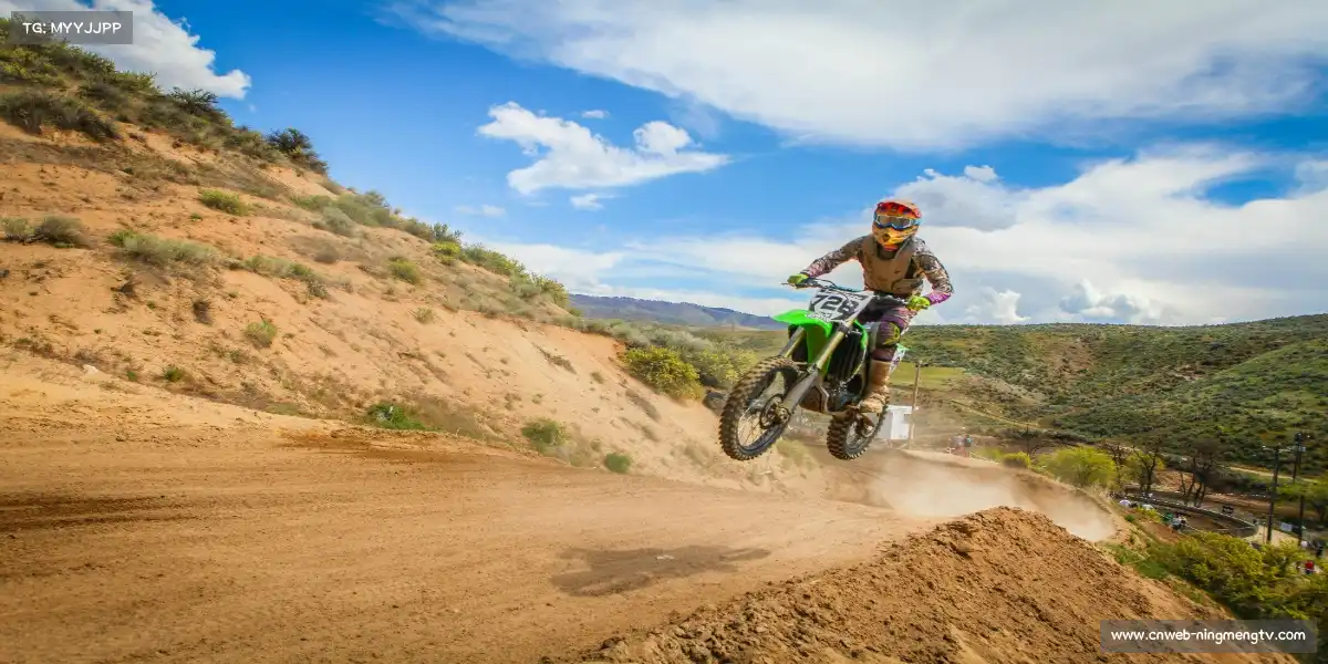 柠檬直播网页版——汗水是无声的誓言,奖台是凝固的火焰。✨ ✨